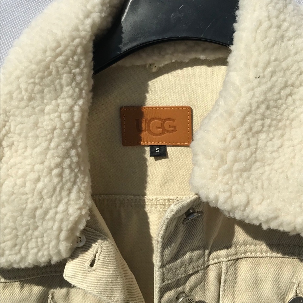 Ugg Jacket With Removable Collar - image 7